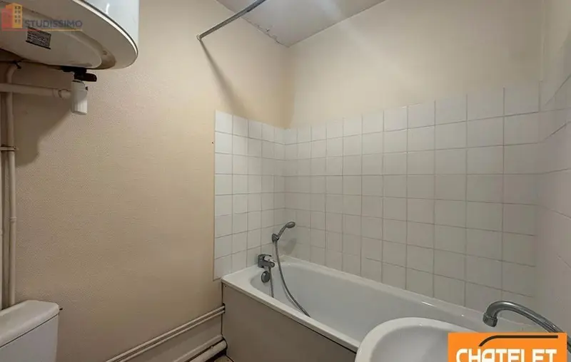Studio 18m² Bourg-en-Bresse - 2e étage, lumineux - Photo 1