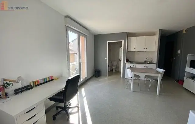 Studio 30m² Bourg-en-Bresse - Étage élevé, DPE C - Photo 4