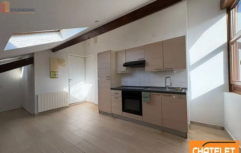 Studio 15m² Bourg-en-Bresse - étage élevé - Photo 1