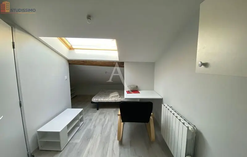 Studio meublé 14m² Bourg-en-Bresse - Meublé, 2e étage - Photo 3