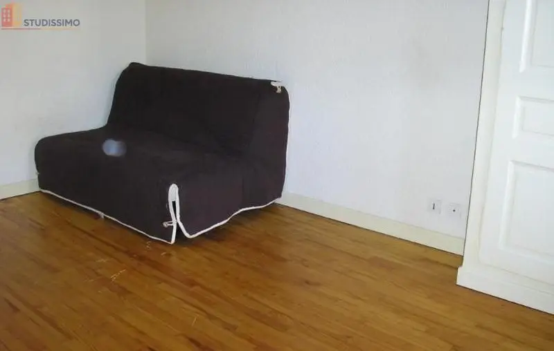 Studio meublé 17m² Nantua - Meublé, 1er étage - Photo 1