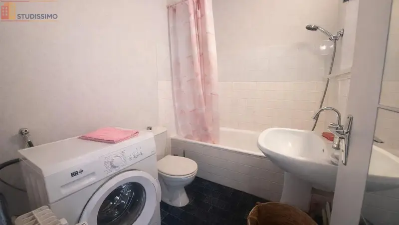 Studio 31m² Bourg-en-Bresse - DPE D, 4e étage - Photo 2