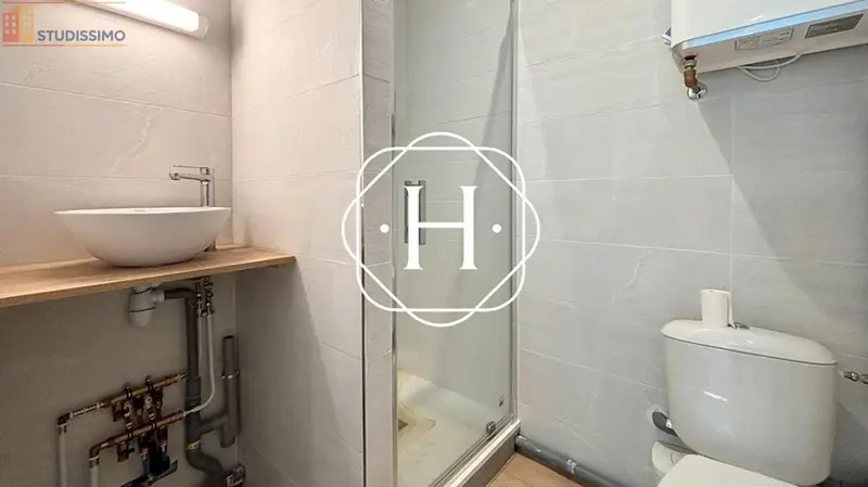Studio 19m² Bourg-en-Bresse - 1er étage, DPE D - Photo 4