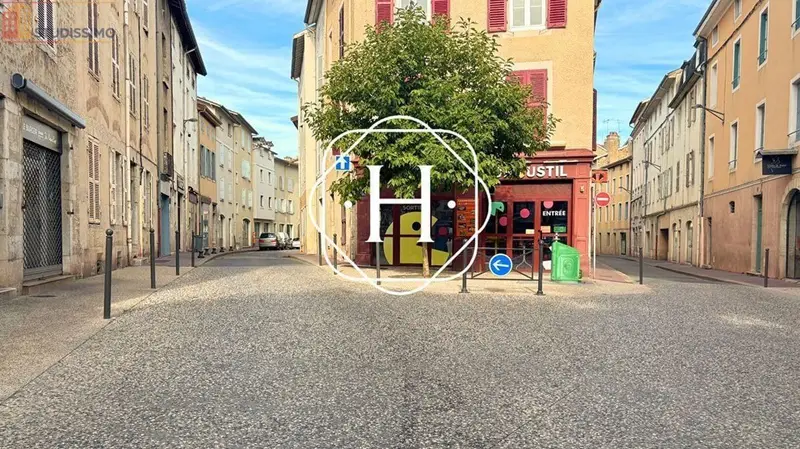 Studio 26m² Bourg-en-Bresse - DPE C, 1er étage - Photo 2