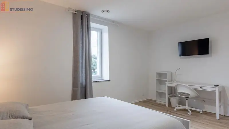 Studio 210m² Bourg-en-Bresse - Meublé, DPE D - Photo 6