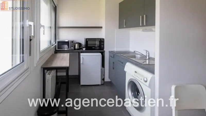 Studio meublé 33m² Divonne-les-Bains - Meublé, 3e étage - Photo 4