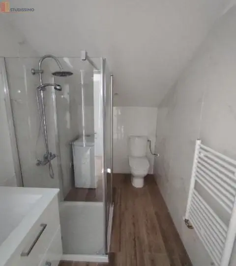 Studio 20m² Bourg-en-Bresse - 2e étage, DPE C - Photo 2