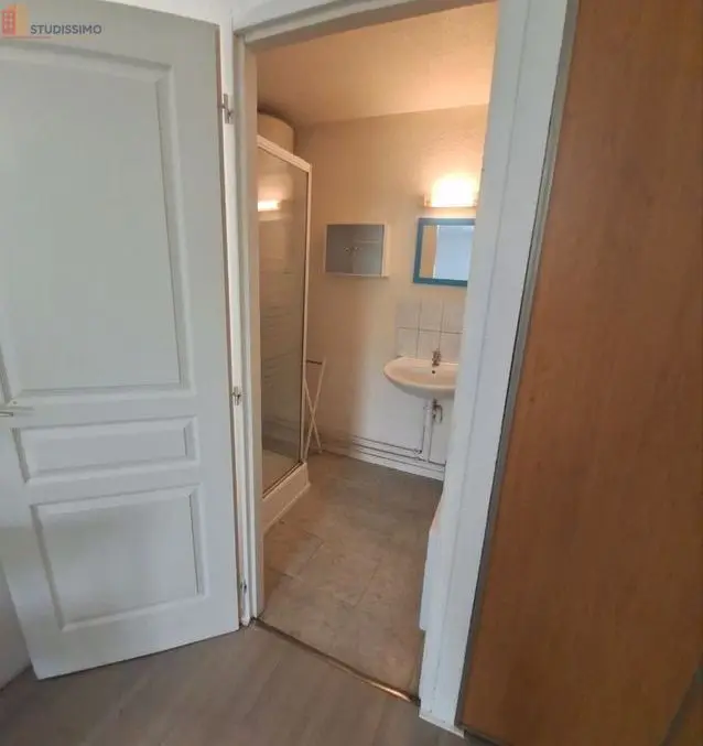 Studio meublé 28m² Oyonnax 01100 - Toutes charges comprises - Photo 2