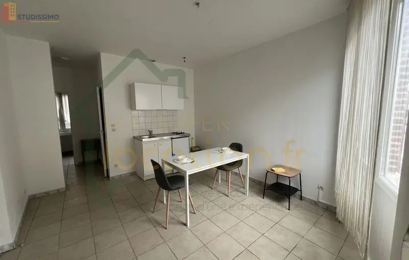 Studio meublé 26m² Saint-Quentin - Meublé, DPE D - Photo 2