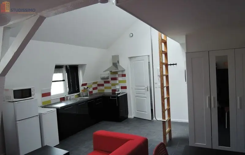Studio meublé 30m² Saint-Quentin - Grande mezzanine, centre-ville - Photo 2