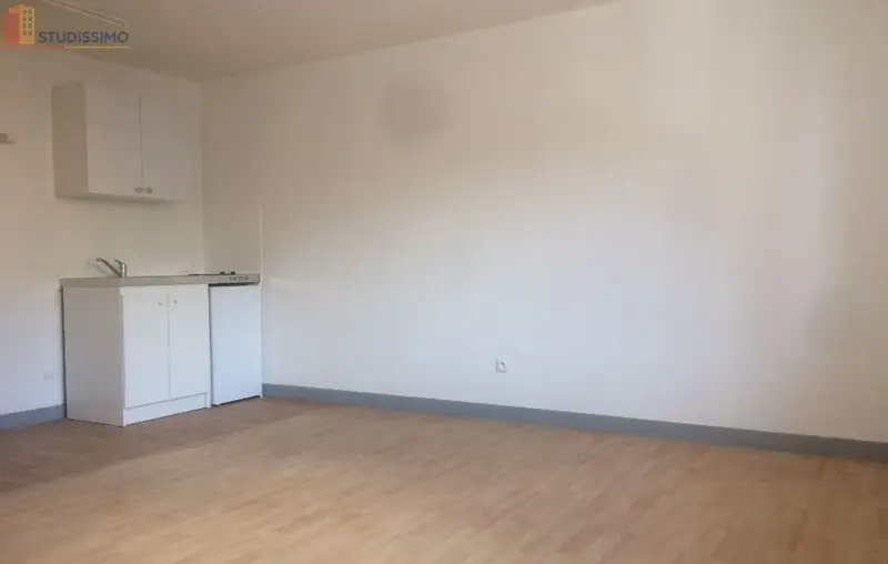 Studio 32m² Saint-Quentin 02100 - Photo 2