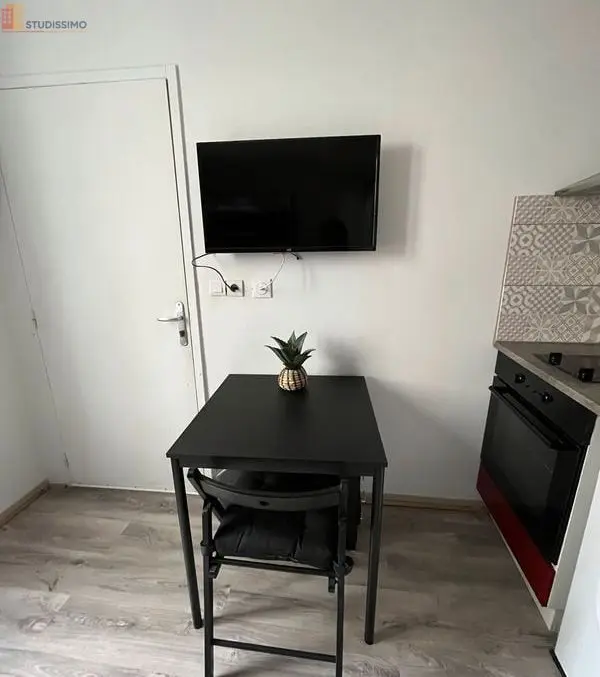 Studio meublé 14m² Saint-Quentin - Très bien équipé, 1er étage - Photo 2