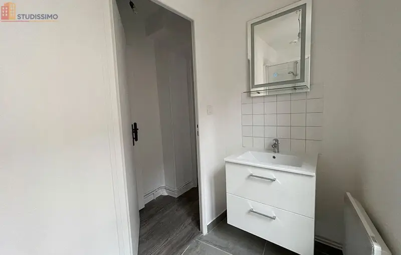 Studio 32m² Vervins 02140 - Photo 2