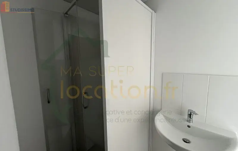 Studio 27m² Saint-Quentin - DPE C, 1er étage - Photo 1