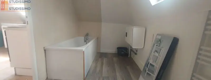 Studio 20m² Saint-Quentin - 1er étage, lumineux - Photo 2