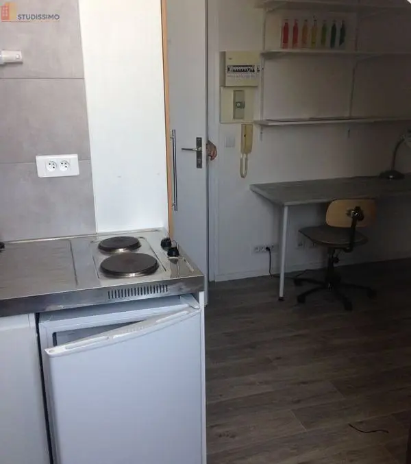 Studio meublé 17m² Soissons centre - Calme, lumineux - Photo 1