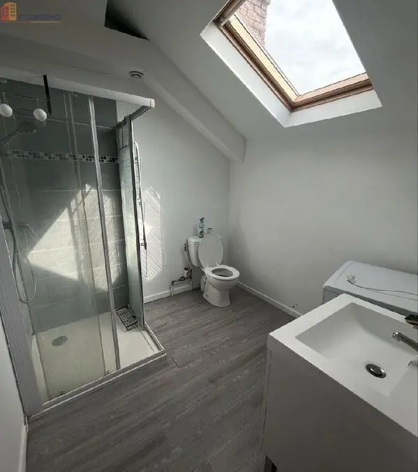 Studio 15m² Saint-Quentin - Sans caractéristique mentionnée - Photo 2