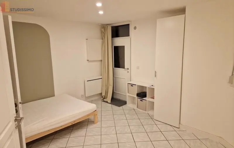 Studio meublé 21m² Saint-Quentin - Coeur de ville, meublé - Photo 4