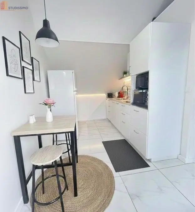 Studio meublé 35m² Saint-Quentin - Lumineux, 2e étage - Photo 1