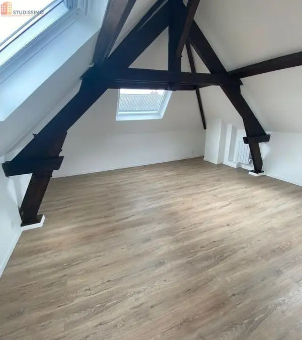 Studio 38m² Saint-Quentin - Entièrement rénové, cuisine équipée - Photo 12