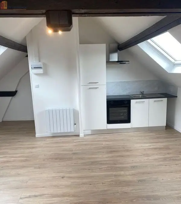 Studio 38m² Saint-Quentin - Entièrement rénové, cuisine équipée - Photo 10
