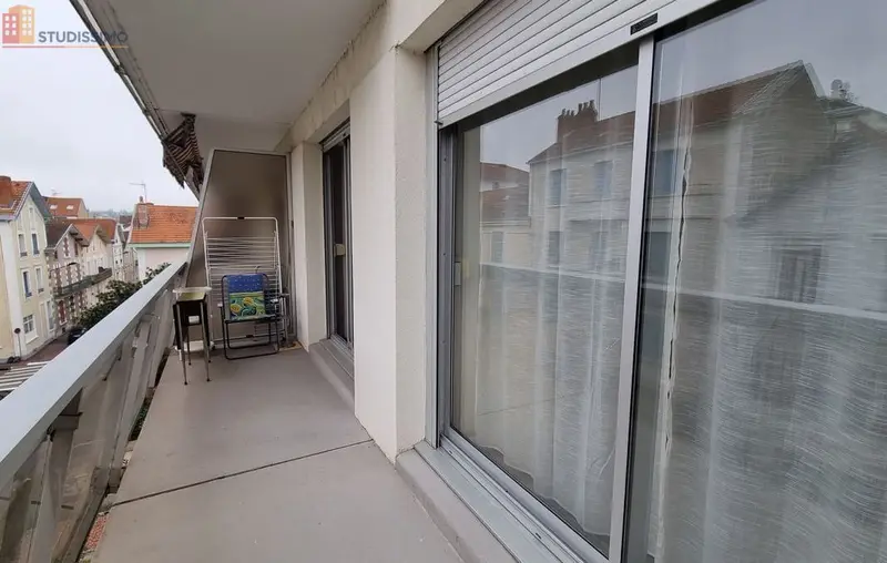 Studio meublé 34m² Vichy - Lumineux, 3e étage - Photo 5
