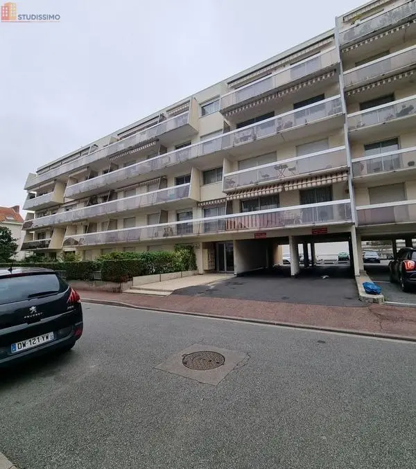 Studio meublé 34m² Vichy - Lumineux, 3e étage - Photo 3
