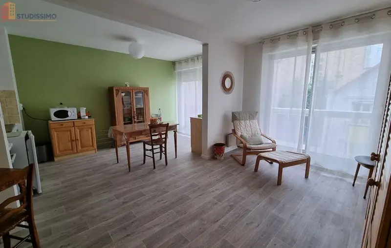 Studio meublé 34m² Vichy - Lumineux, 3e étage - Photo 2