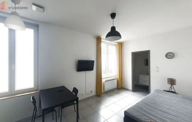 Studio 20m² Vichy - Meublé, 1er étage - Photo 3