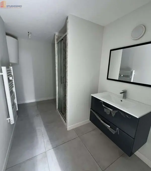Studio 32m² Montluçon 03100 - Photo 3