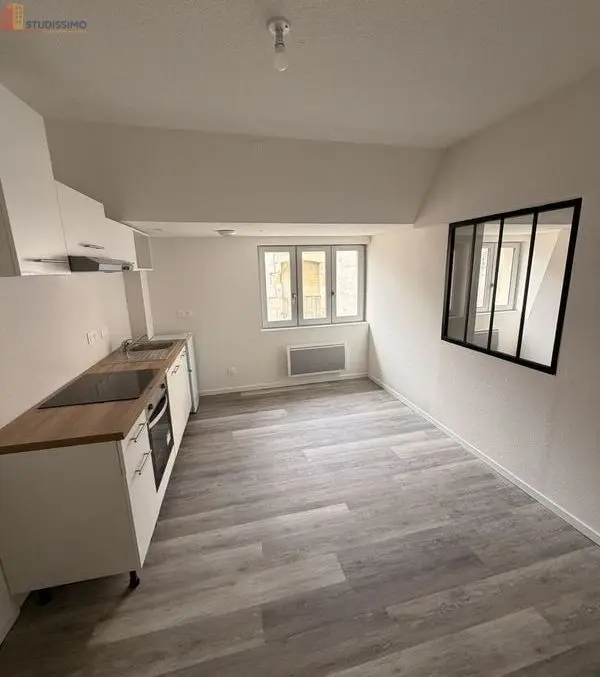 Studio 30m² Montluçon 03100 - Dernier étage, DPE C - Photo 3