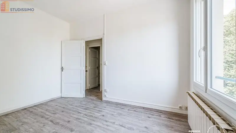 Studio 23m² Vichy - Étage 3, DPE D - Photo 3