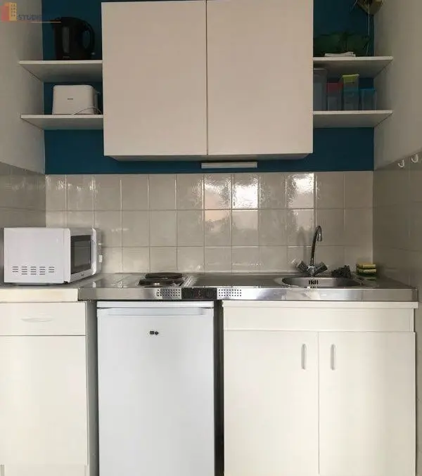 Studio meublé 30m² Montluçon centre - Lumineux, 3e étage - Photo 2