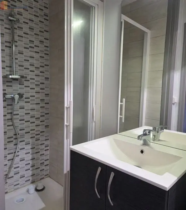 Studio 21m² Vichy - Meublé, proche écoles - Photo 2