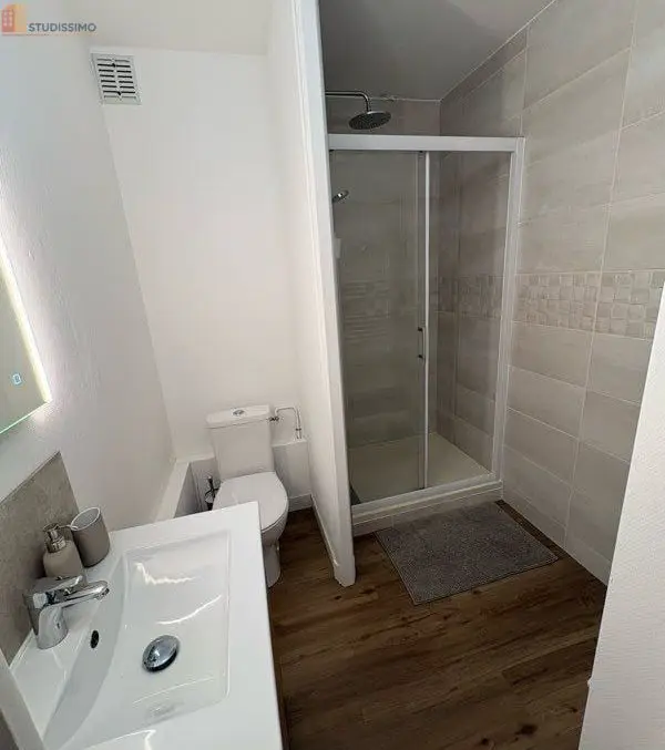 Studio meublé 33m² Vichy 03200 - Dernier étage, lumineux - Photo 2