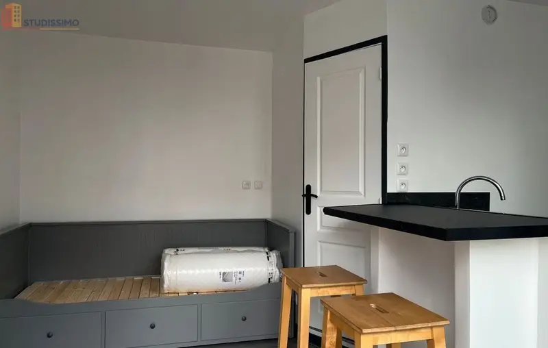 Studio 20m² Gannat 03800 - Entièrement rénové - Photo 1