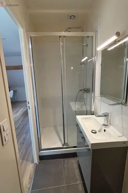 Studio meublé 16m² Vichy - Idéal étudiant, lumineux - Photo 2
