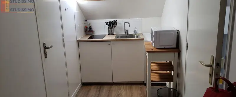 Studio meublé 16m² Vichy - Idéal étudiant, lumineux - Photo 1
