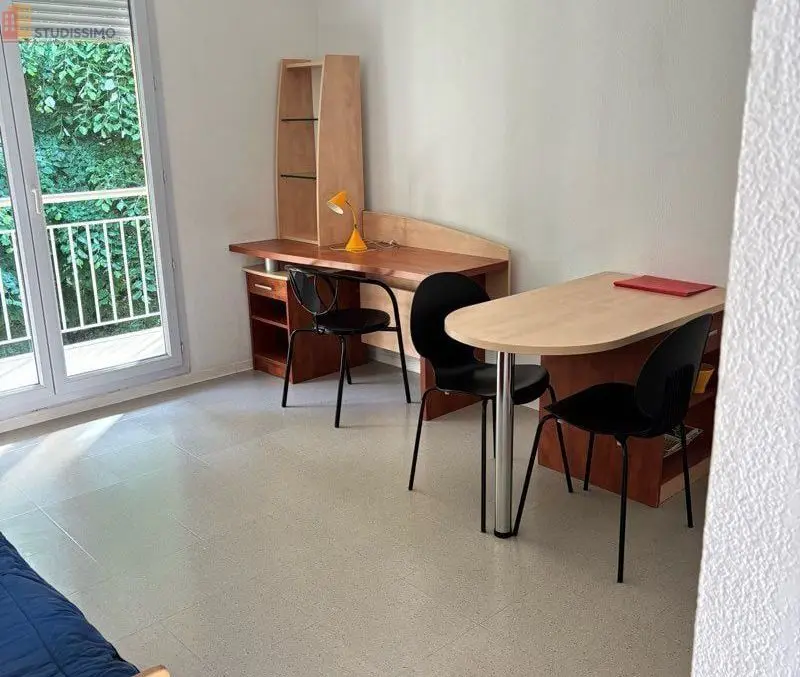 Studio meublé 21m² Digne-les-Bains - Balcon, parking - Photo 2
