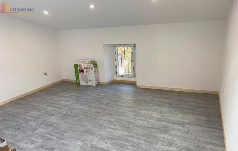 Studio 47m² Allemagne-en-Provence 04500 - Photo 1