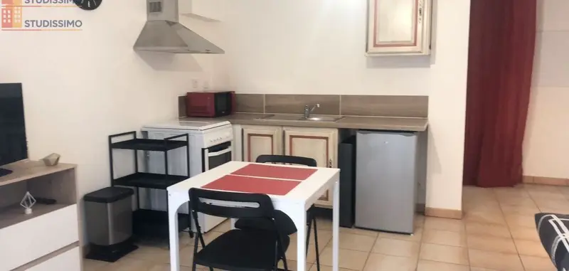 Studio meublé 22m² Les Mées - Centre village, cave - Photo 1