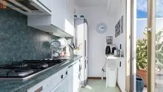 Studio meublé 26m² Nice centre - Grande terrasse, calme - Photo 1