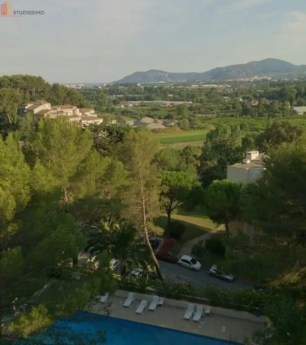 Studio 18m² Cannes 06150 - Meublé, dernier étage - Photo 8