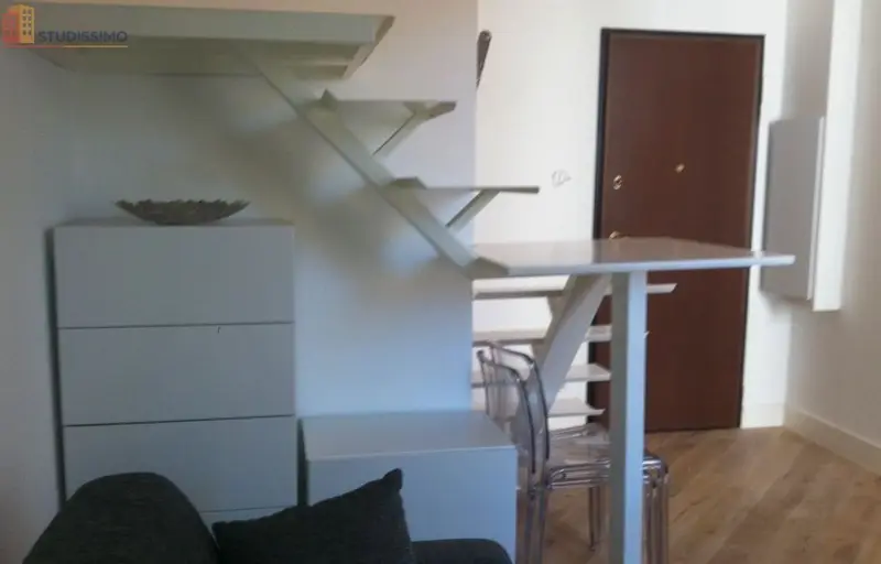 Studio meublé 22m² Nice 06300 - Mezzanine, proche port - Photo 1
