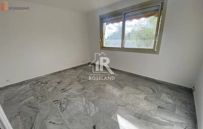 Studio 27m² Nice 06200 - Photo 3