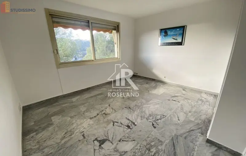 Studio 27m² Nice 06200 - Photo 1