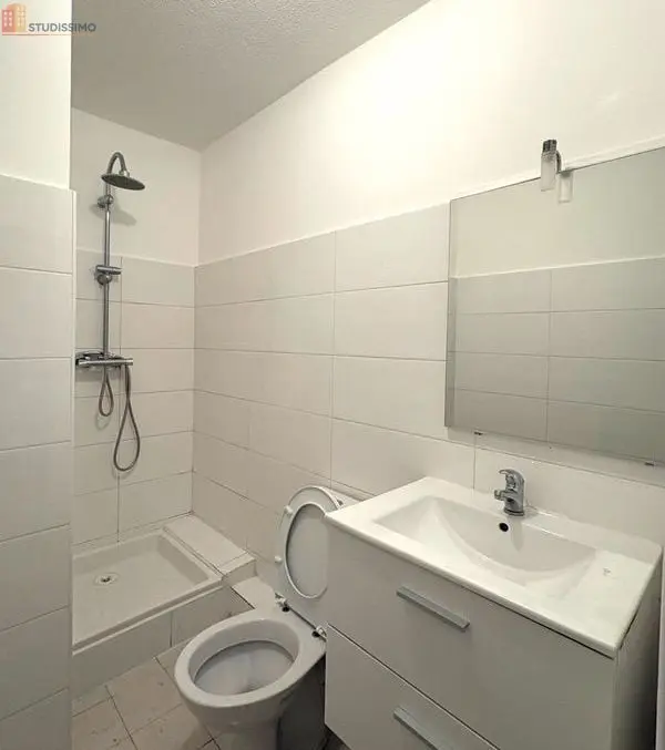 Studio meublé 22m² Nice 06200 - Meublé, 2e étage - Photo 3