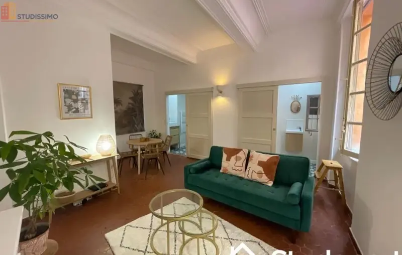 Studio meublé 13m² Grasse - Lumineux, 1er étage - Photo 2