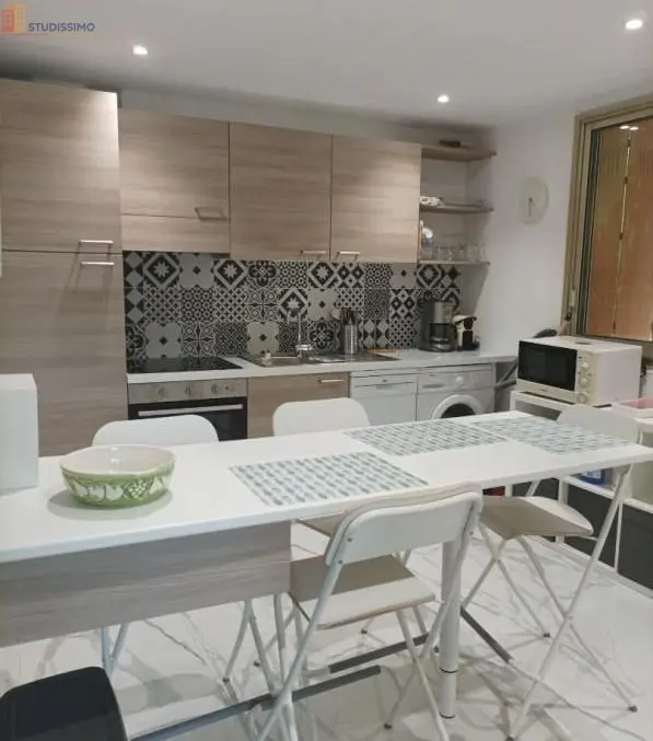 Studio meublé 13m² Nice 06100 - Meublé, étage 2 - Photo 4