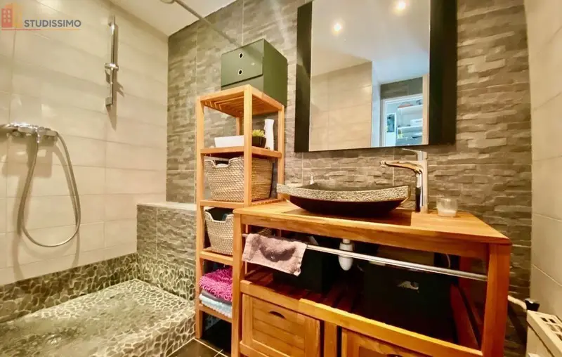 Studio meublé 32m² Nice 06200 - Meublé, DPE D - Photo 4